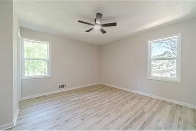 1351 Sommerset Drive, Lawrenceville, GA 30043 - Photo 27