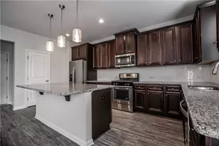 5410 Mirror Lake Dr, Cumming, GA 30028 - Photo 17