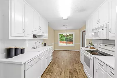 516 Ansley Forest Drive, Monroe, GA 30655 - Photo 9