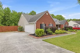 516 Ansley Forest Dr, Monroe, GA 30655 - Photo 3