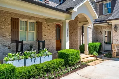 664 Cumberland Circle NE, Atlanta, GA 30306 - Photo 5
