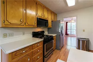 6715 Dogwood Point Ln, Tucker, GA 30084 - Photo 13