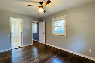 656 Cedar Ave NW, Atlanta, GA 30318 - Photo 11