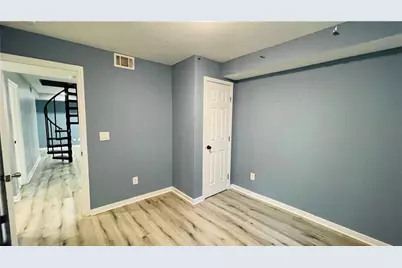 656 Cedar Avenue NW, Atlanta, GA 30318 - Photo 17