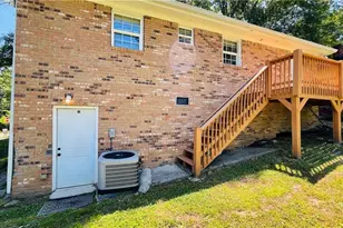 656 Cedar Ave NW, Atlanta, GA 30318 - Photo 25