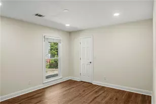 709 Oak Moss Dr, Lawrenceville, GA 30043 - Photo 37
