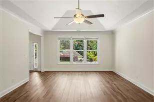 709 Oak Moss Dr, Lawrenceville, GA 30043 - Photo 11