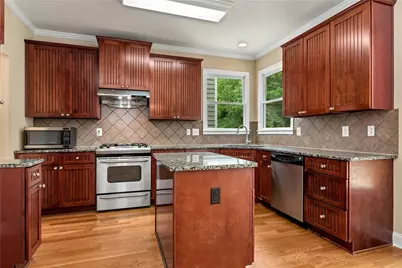 2631 Village Chase Drive, Duluth, GA 30096 - Photo 9