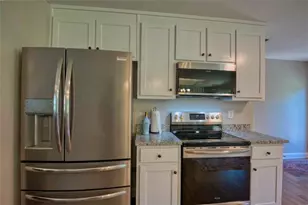 186 Kinsley Wy, Statham, GA 30666 - Photo 11