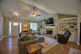 186 Kinsley Wy, Statham, GA 30666 - Photo 5