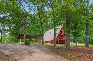 421 Lusk Ct, Canton, GA 30114 - Photo 3