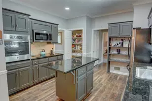 255 Timber Oak Cove, Lawrenceville, GA 30043 - Photo 5