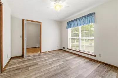 949 Smallwood Drive, Commerce, GA 30529 - Photo 13
