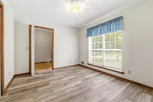 949 Smallwood Dr, Commerce, GA 30529 - Photo 13