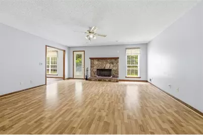 949 Smallwood Drive, Commerce, GA 30529 - Photo 9