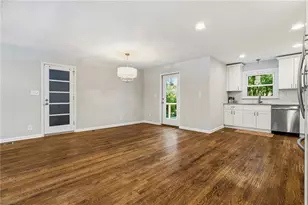 2670 Woodridge Dr, Decatur, GA 30033 - Photo 11