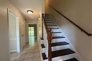 883 Yorkshire Ln, Lawrenceville, GA 30044 - Photo 11