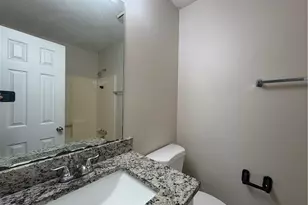 883 Yorkshire Ln, Lawrenceville, GA 30044 - Photo 15