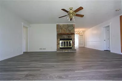 818 Springlake Road, Lawrenceville, GA 30045 - Photo 3