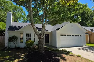 205 Hayward Ln, Lawrenceville, GA 30044 - Photo 3