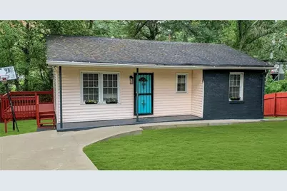 1551 Ferno Drive NW, Atlanta, GA 30318 - Photo 1