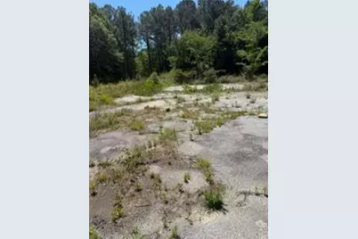 2137 Joy Lake Road, Morrow, GA 30260 - Photo 3