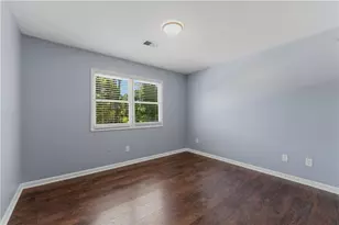 2216 Wellington Cir, Lithonia, GA 30058 - Photo 19