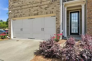 2375 Bellyard Dr, Buford, GA 30519 - Photo 5