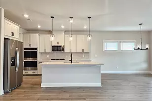 3149 Sweet Red Cir, Braselton, GA 30517 - Photo 7