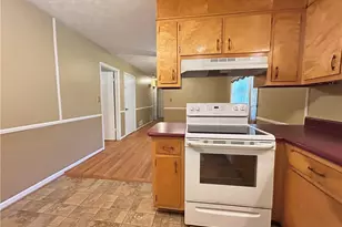 2904 Barry Ave SE, Smyrna, GA 30082 - Photo 9