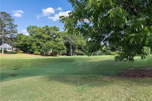 8111 Crestview Dr SE, Covington, GA 30014 - Photo 33