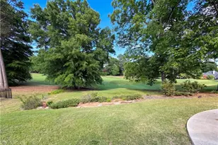 8111 Crestview Dr SE, Covington, GA 30014 - Photo 31