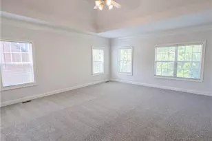 8111 Crestview Dr SE, Covington, GA 30014 - Photo 13