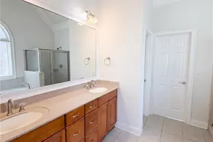 8111 Crestview Dr SE, Covington, GA 30014 - Photo 15