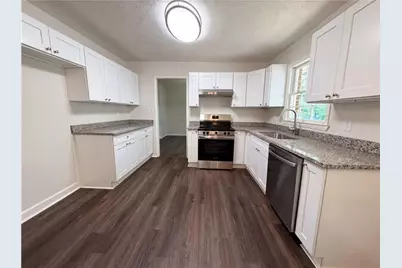 1938 Surrey Trail SE, Conyers, GA 30013 - Photo 11