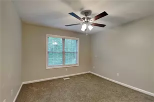 142 Hartwood Dr, Woodstock, GA 30189 - Photo 13