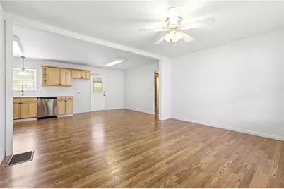 162 Orchard Circle, Jefferson, GA 30529 - Photo 5