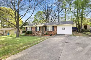 162 Orchard Cir, Jefferson, GA 30529 - Photo 3