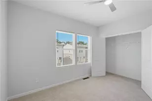 1422 Creekside Circle, Atlanta, GA 30318 - Photo 23
