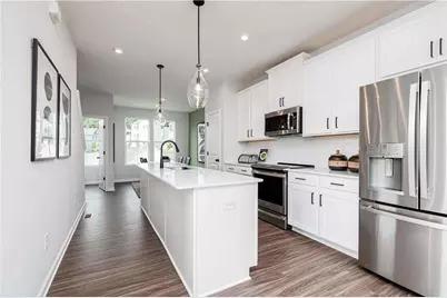 1422 Creekside Circle, Atlanta, GA 30318 - Photo 3