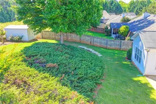 1406 Mandalay Ct SW, Lilburn, GA 30047 - Photo 51