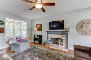 801 Towering Pine Trail, Lawrenceville, GA 30045 - Photo 9