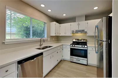 1120 Terramont Drive, Roswell, GA 30076 - Photo 5