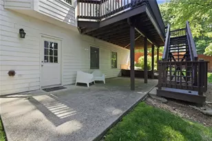 2046 Kinsmon Dr, Marietta, GA 30062 - Photo 61