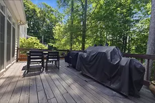 2046 Kinsmon Dr, Marietta, GA 30062 - Photo 27