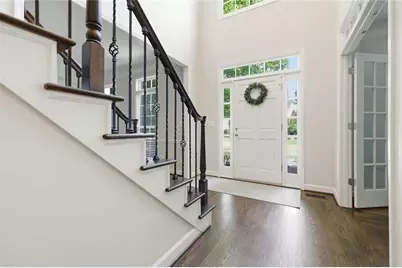 2046 Kinsmon Drive, Marietta, GA 30062 - Photo 3