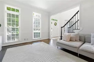 2046 Kinsmon Dr, Marietta, GA 30062 - Photo 7