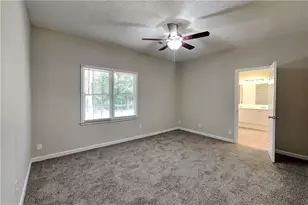 345 Deerwood Dr, Suwanee, GA 30024 - Photo 9