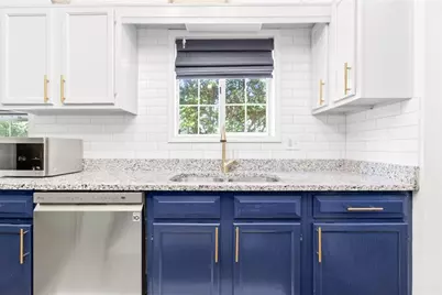 1150 Creekwood Cove, Lawrenceville, GA 30046 - Photo 11