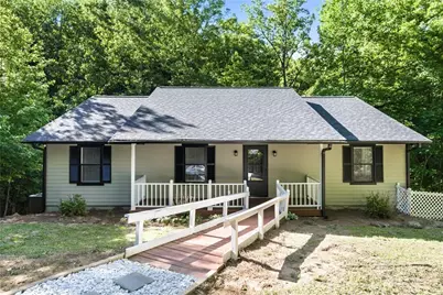 1029 Woodlawn Drive, Cleveland, GA 30528 - Photo 1